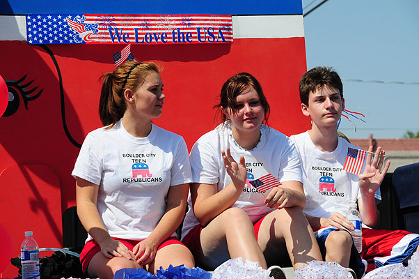 DSC_0426.jpg (4288x2848) NIKON D300 - 18-200mm f/3.5-5.6 // F10 // 1/1000 sec // ISO 400 // 112,0 mm // no Flash // 2008:07:04 10:06:10 DSC_0426.jpg (4288x2848) NIKON D300 - 18-200mm f/3.5-5.6 // F10 // 1/1000 sec // ISO 400 // 112,0 mm // no Flash // 2008:07:04 10:06:10